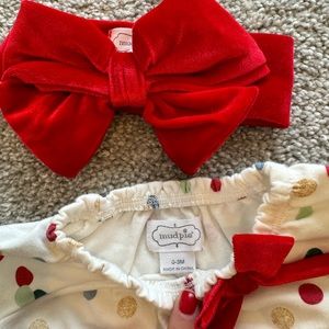 Mudpie Holiday Outfit with Matching Bow 0-3 months